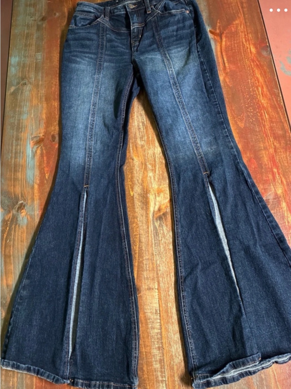 Shyanne Split-Panel Flare Jeans Size 30